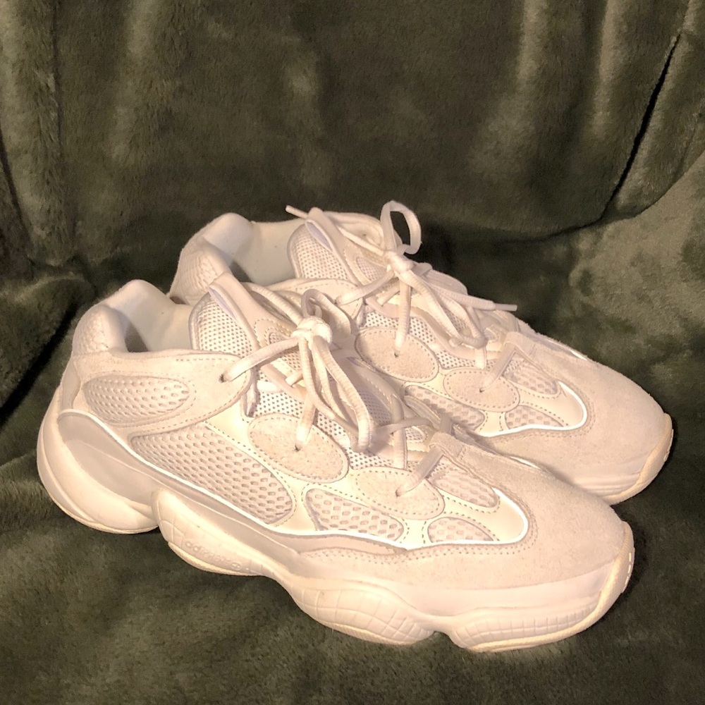 YEEZY 500 in Bone White
